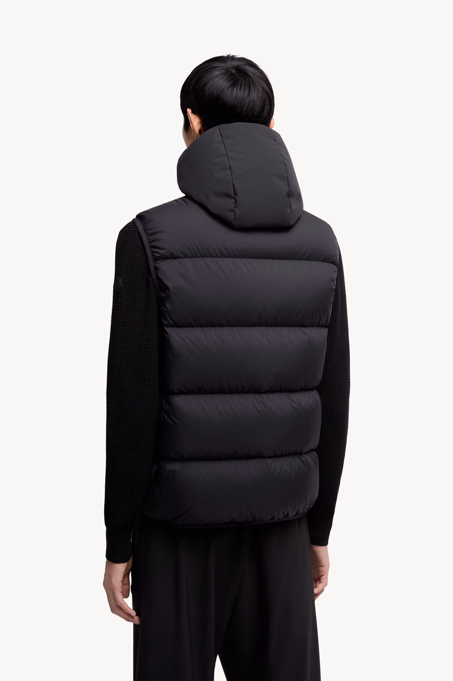 Guersac Diagonal-Quilted Hooded Down Vest Men Black Moncler 5